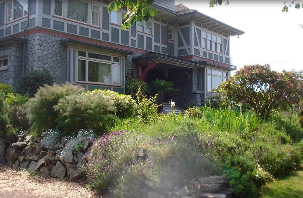 Dashwood Manor Seaside Bed & Breakfast Canada